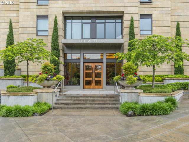 2351 Northwest Westover Road, Unit 903 Portland, OR 97210 - Photo 7 of 16 Gallery Image 7