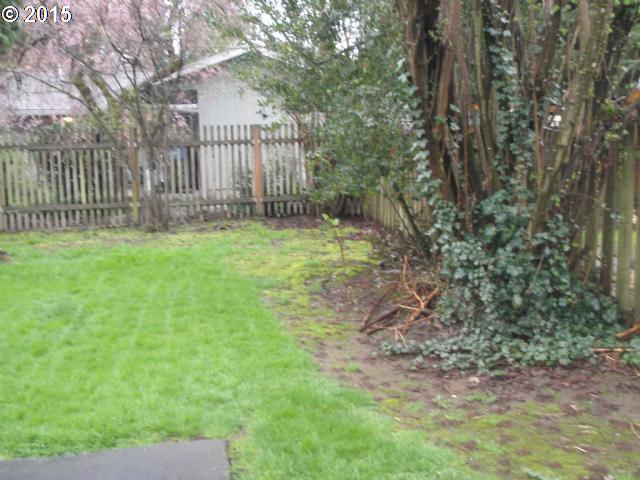 12070 Southwest Cheshire Road Beaverton, OR 97008 - Photo 12 of 14 Gallery Image 12