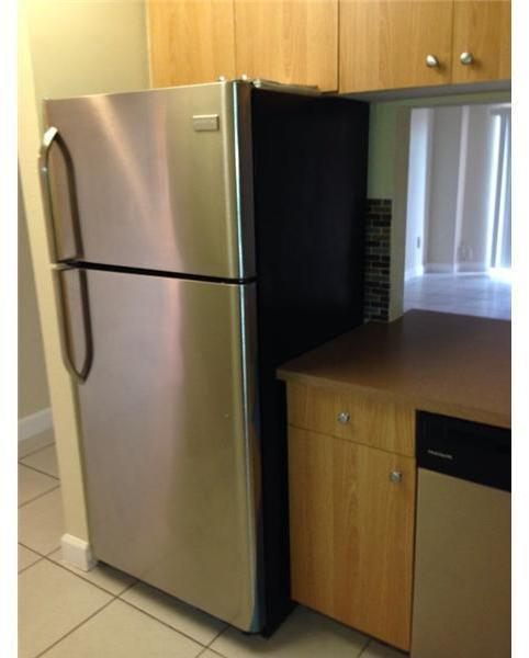 10900 Southwest 104th Street, Unit 419 Miami, FL 33176 - Photo 4 of 10