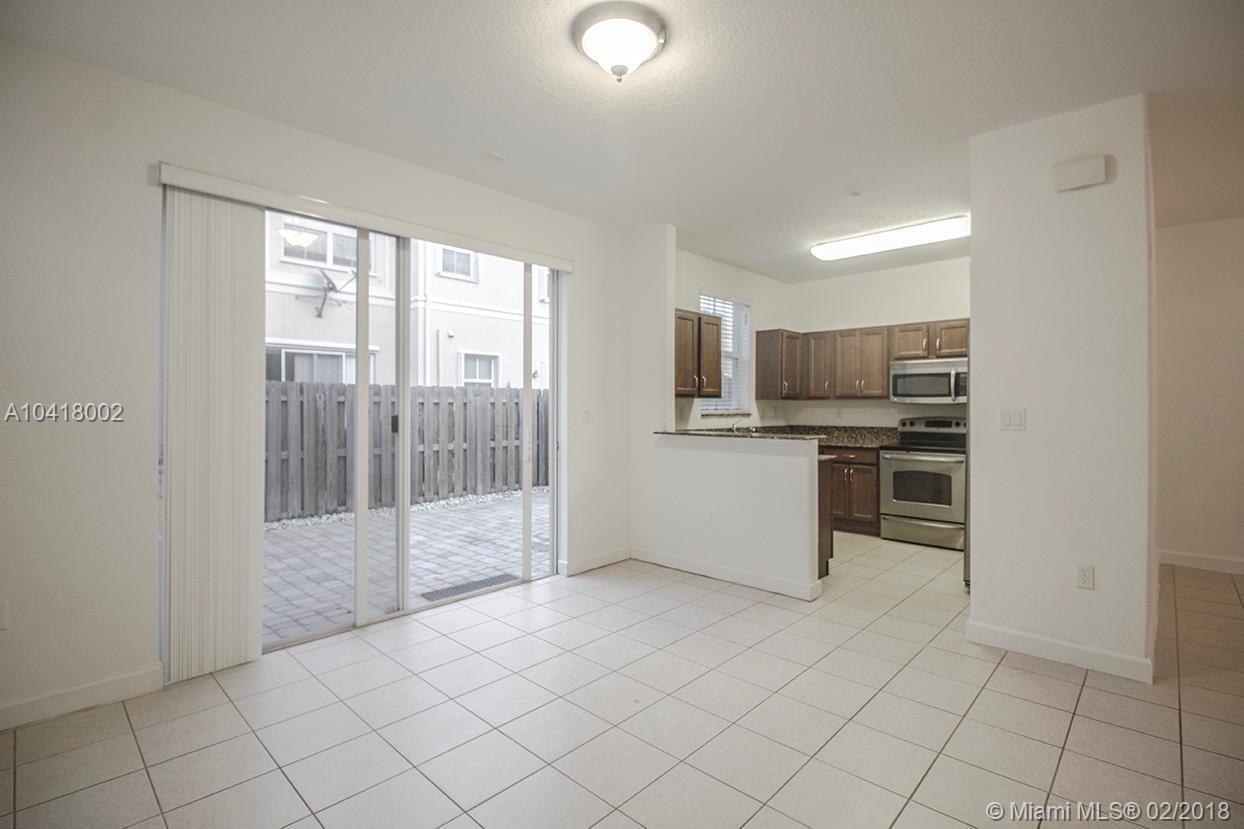 8635 Northwest 112th Path Doral, FL 33178 - Photo 9 of 29