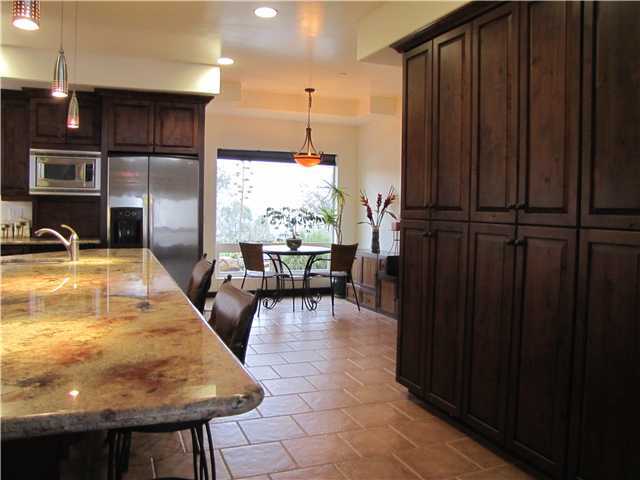 17315 Lyons Creek Road Jamul, CA 91935 - Photo 6 of 25 Oversized kitchen