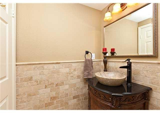 13868 Del Poniente Road Poway, CA 92064 - Photo 8 of 15 Gallery Image 8