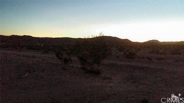 Cascade Road Joshua Tree, CA 92252 - Photo 16 of 20