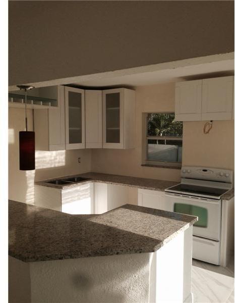 6790 Southwest 19th Terrace Miami, FL 33155 - Photo 2 of 9