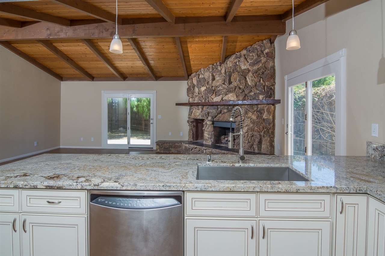9002 Northcote Road Santee, CA 92071 - Photo 11 of 25 Gallery Image 11