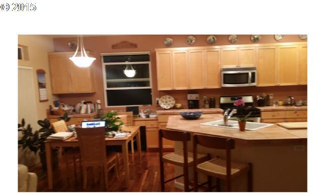14825 Southwest Citrine Loop Beaverton, OR 97007 - Photo 14 of 15 Gallery Image 14