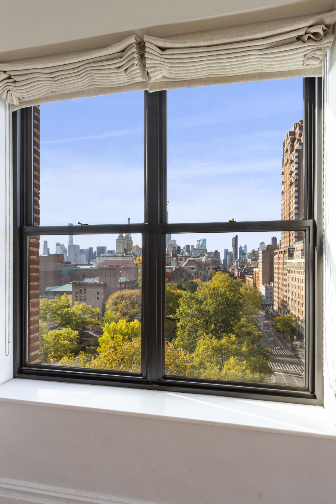 51 West 81st Street, Unit 10J Manhattan, NY 10024 - Photo 5 of 13