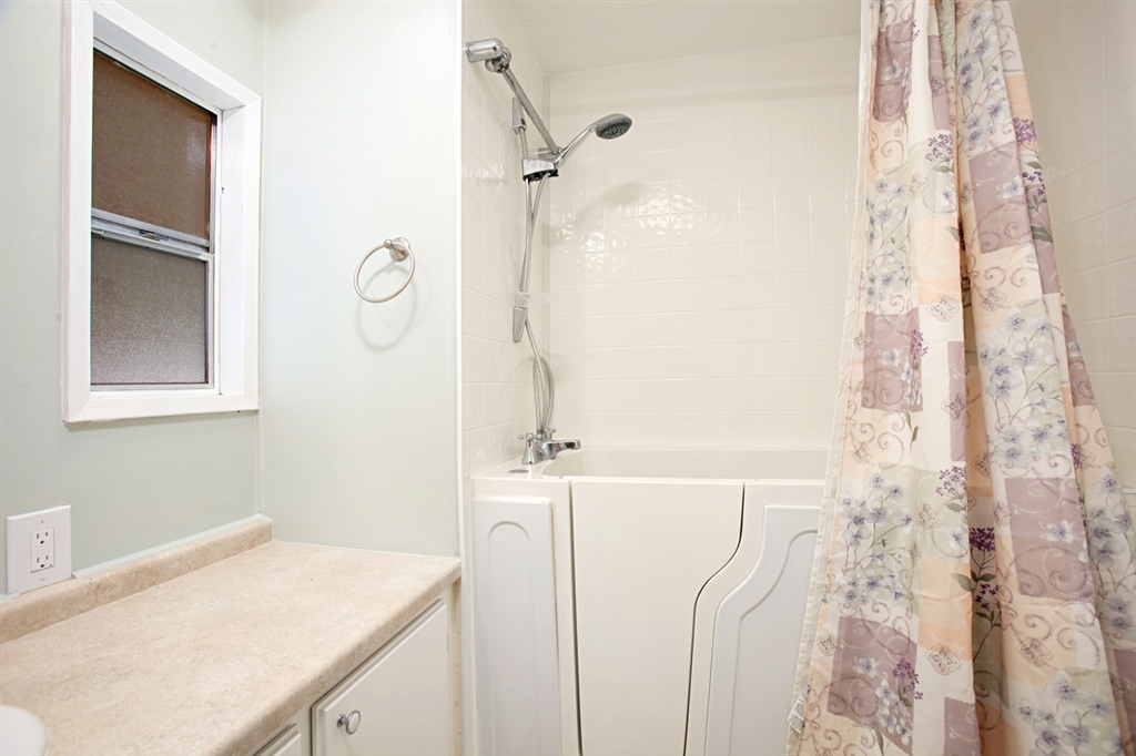 7467 Mission Gorge Road, Unit 15 Santee, CA 92071 - Photo 18 of 23