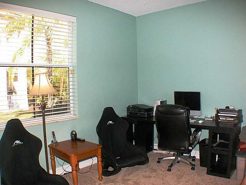 1535 Sandpiper Circle Weston, FL 33327 - Photo 7 of 35