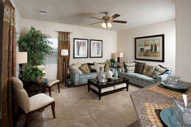 9008 Rockhampton Drive Bakersfield, CA 93313 - Photo 3 of 6