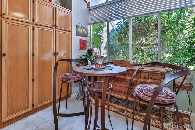 610 Geranium Lane, Unit C Simi Valley, CA 93065 - Photo 24 of 49