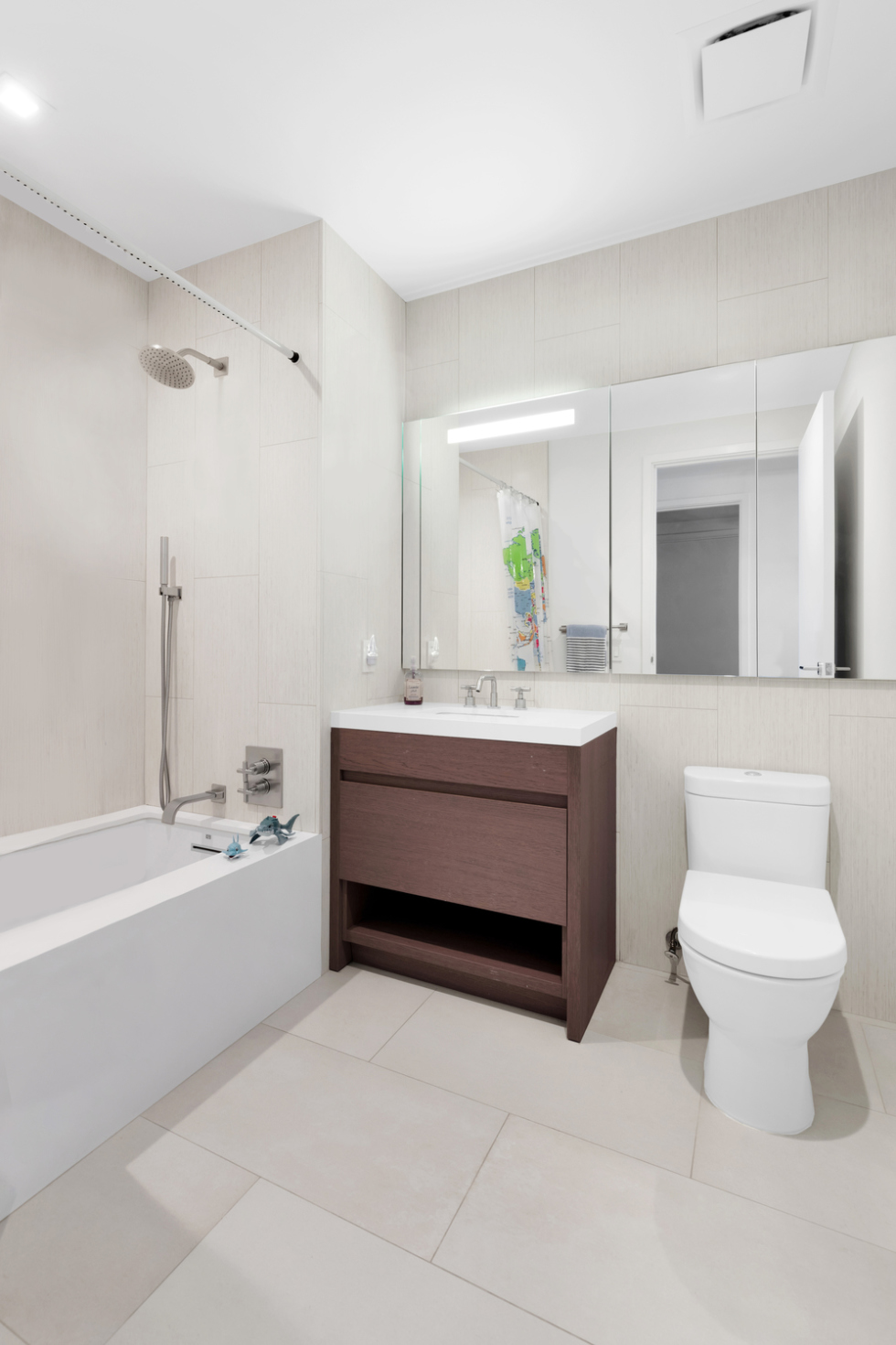 360 East 89th Street, Unit 11A Manhattan, NY 10128 - Photo 9 of 12