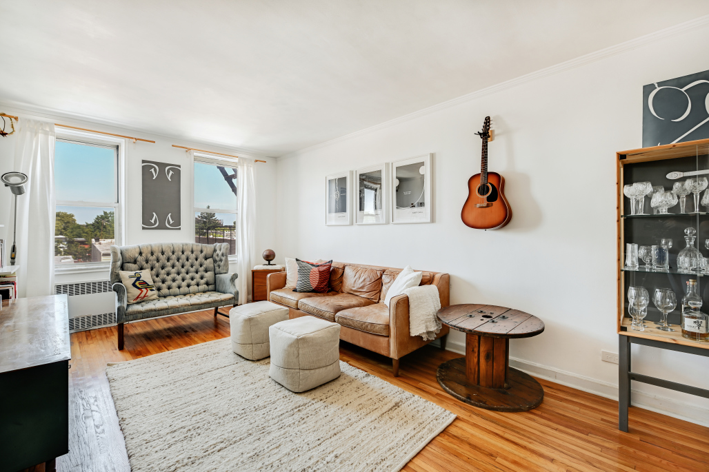 221 McDonald Avenue, Unit 3B Brooklyn, NY 11218 - Photo 2 of 10