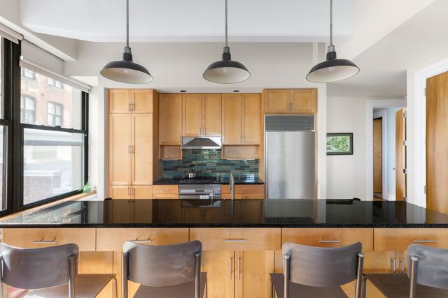 $3,150,000 | 1 Main Street, Unit 2D | DUMBO