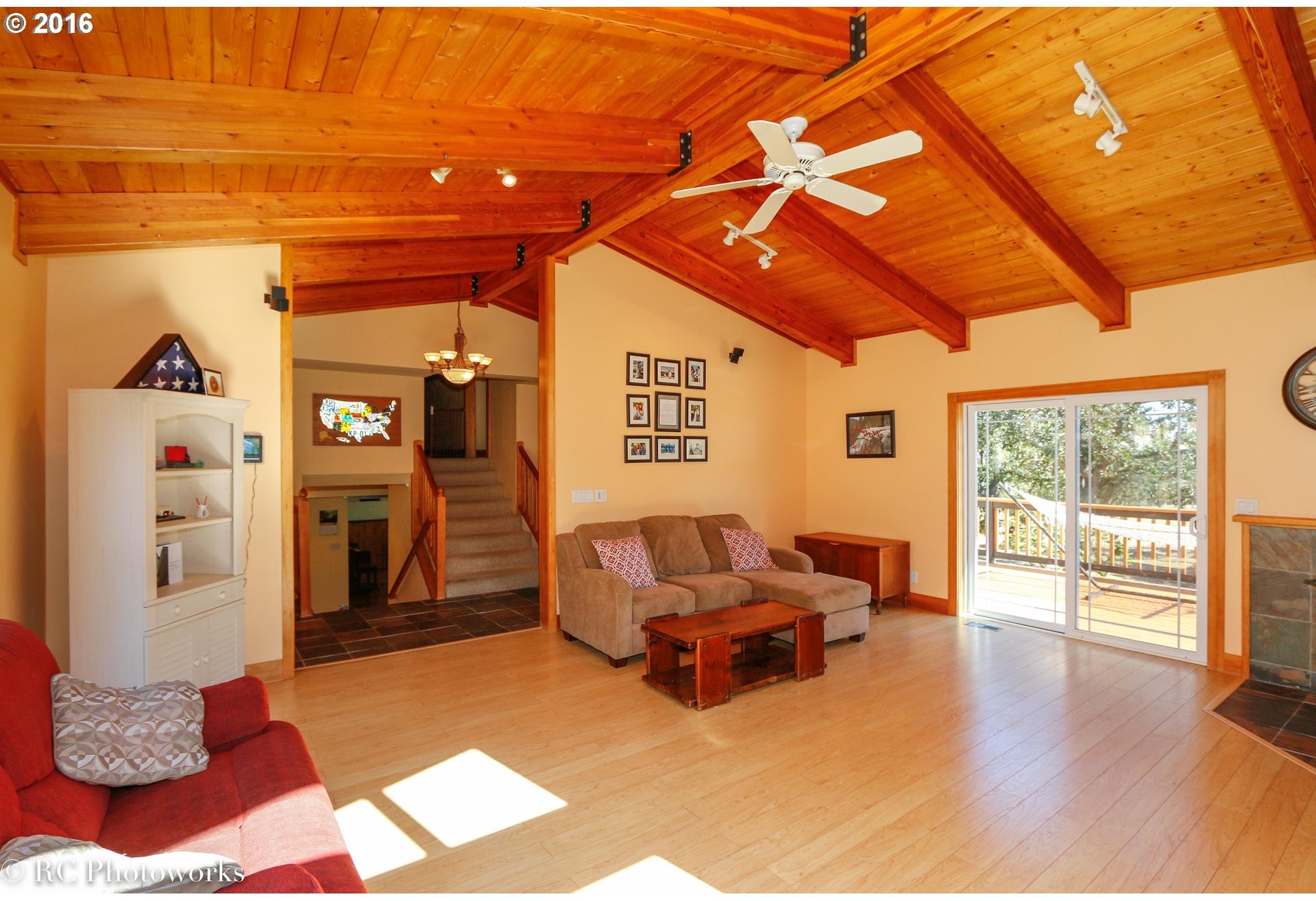 5955 Cherry Heights Road The Dalles, OR 97058 - Photo 13 of 32 Gallery Image 13