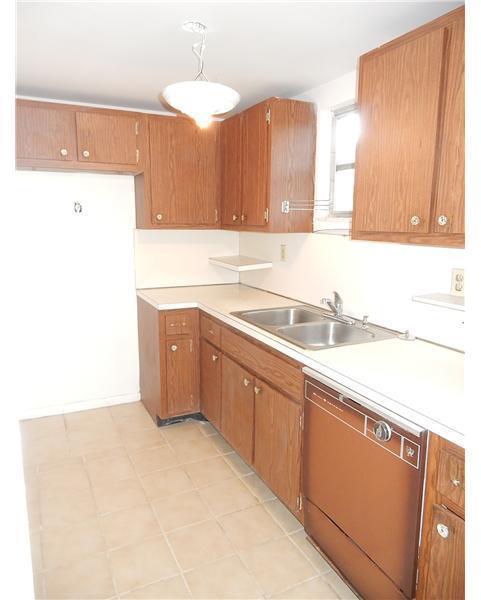 8718 Southwest 103rd Avenue, Unit 8718 Miami, FL 33173 - Photo 5 of 15