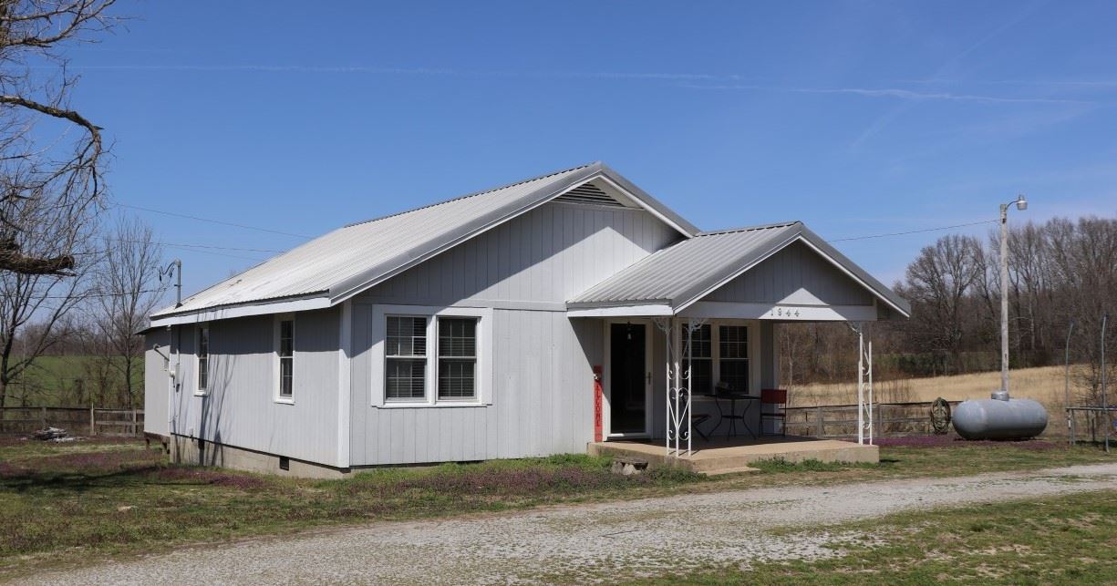 1944 Floyd Akin Road Gates, TN 38037 - Photo 1 of 20