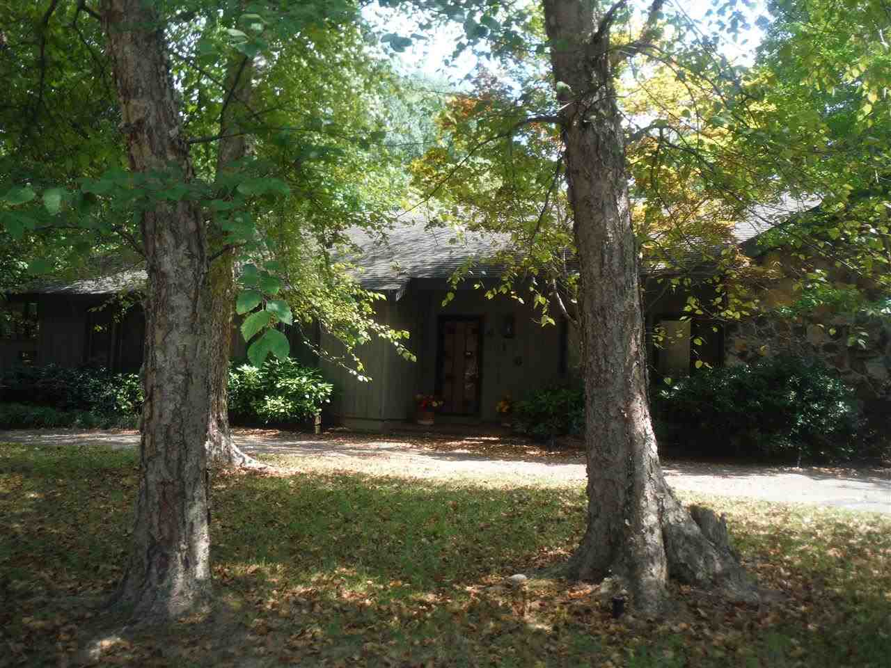 416 Avon Road Memphis, TN 38117 - Photo 2 of 3