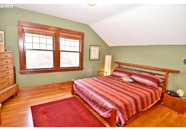 3316 Northeast Tillamook Street Portland, OR 97212 - Photo 13 of 16