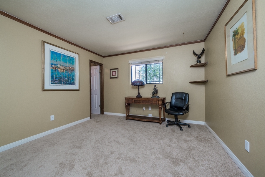 2375 La Cresta Road El Cajon, CA 92021 - Photo 16 of 25