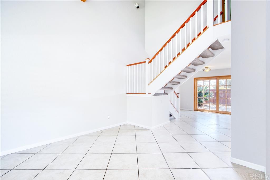 481 Bay Meadows Way Solana Beach, CA 92075 - Photo 2 of 25