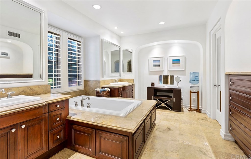 20 Highpoint Irvine, CA 92603 - Photo 31 of 65 Large master bathroom with walk-in closet