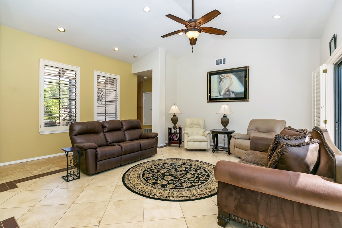 2281 Ritter Place Escondido, CA 92029 - Photo 11 of 25 Gallery Image 11