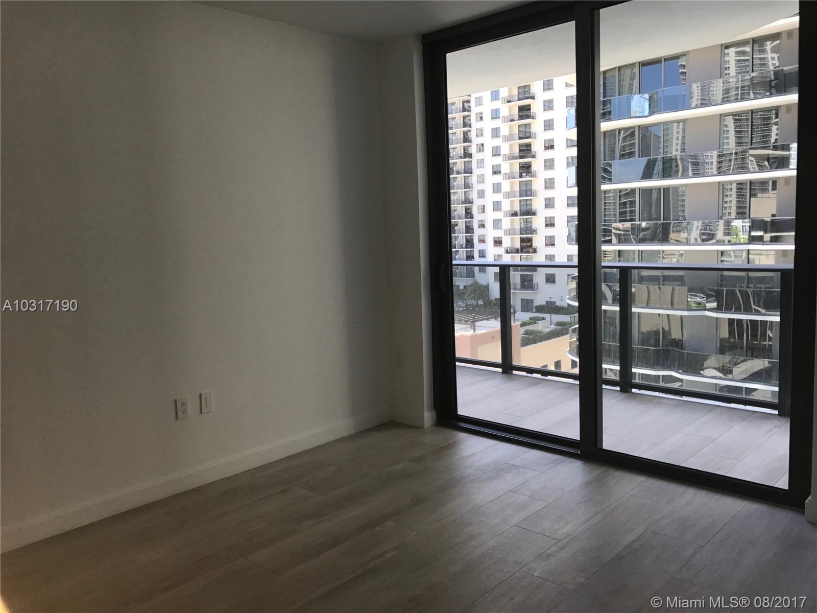 45 Southwest 9th Street, Unit 1407 Miami, FL 33130 - Photo 13 of 37