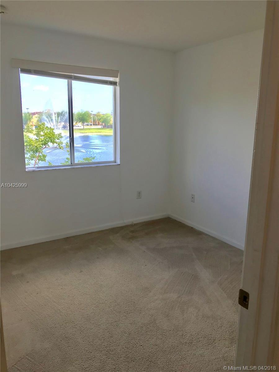 2757 Southeast 15th Road, Unit 100 Homestead, FL 33035 - Photo 13 of 17