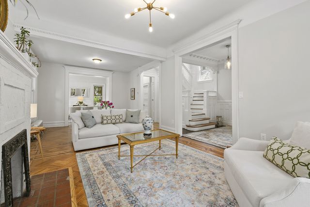 $1,915,000 | 500 East 24th Street | South Midwood