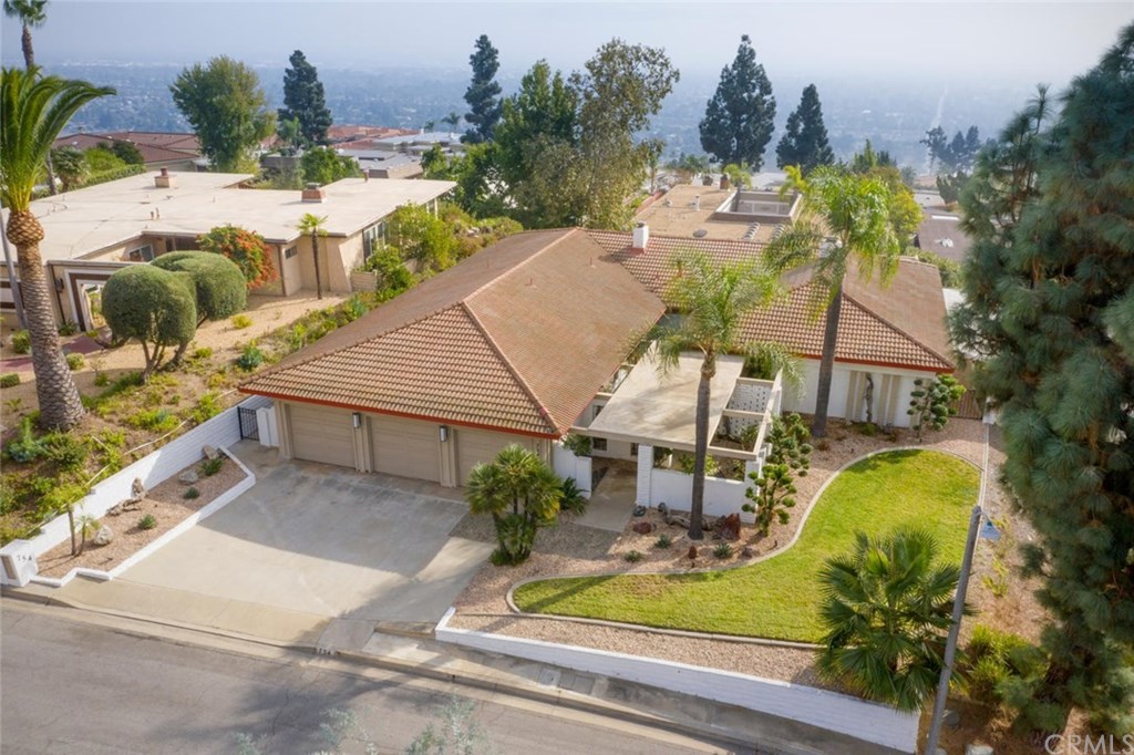 754 Vía Montevideo Claremont, CA 91711 - Photo 4 of 44