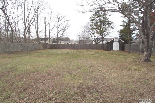 14 Cedar Ridge Drive Ridge, NY 11961 - Photo 15 of 17