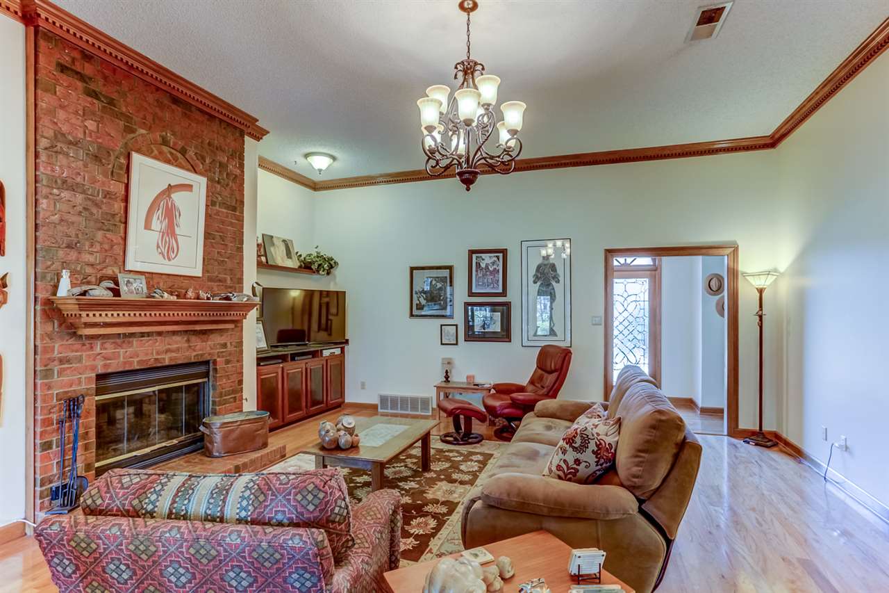 2160 Sunset Road Germantown, TN 38138 - Photo 3 of 25 Gallery Image 3