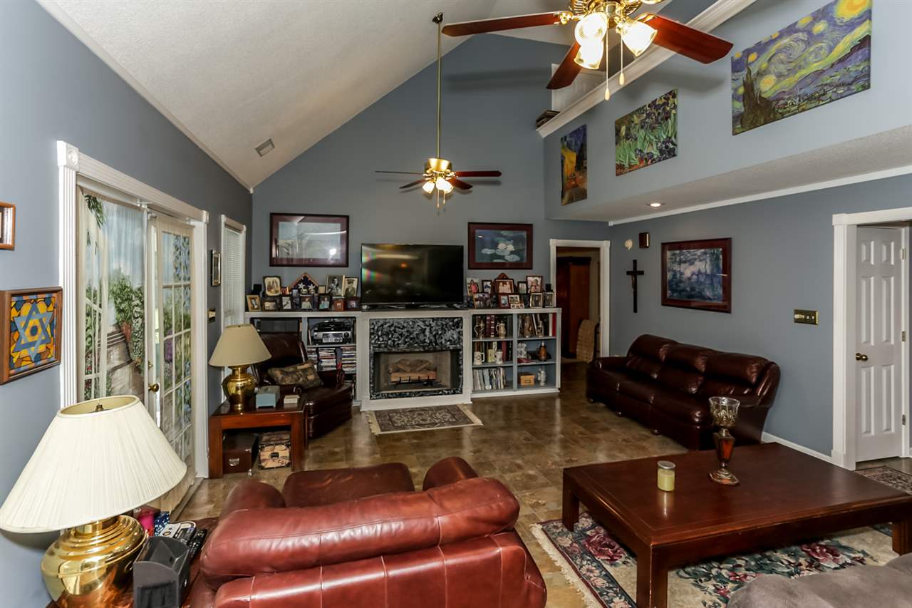 8588 Donnell Road Millington, TN 38053 - Photo 7 of 25 Gallery Image 7