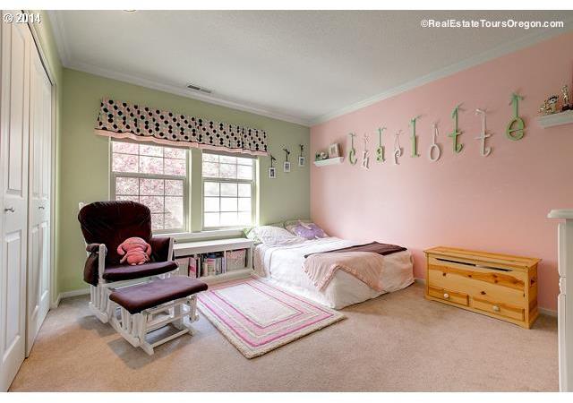 18230 Southwest Fallatin Loop Beaverton, OR 97007 - Photo 8 of 16 Gallery Image 8