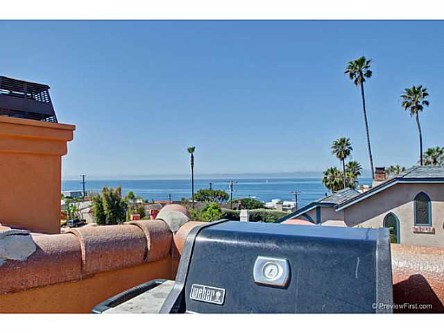 366 Forward Street, Unit E La Jolla, CA 92037 - Photo 22 of 23 View from Rooftop Deck