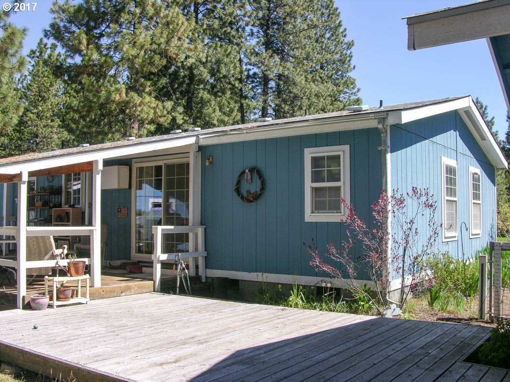 19119 Obsidian Road Bend, OR 97702 - Photo 13 of 21 Gallery Image 13