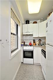 333 East 75th Street, Unit 7H Manhattan, NY 10021 - Photo 3 of 6