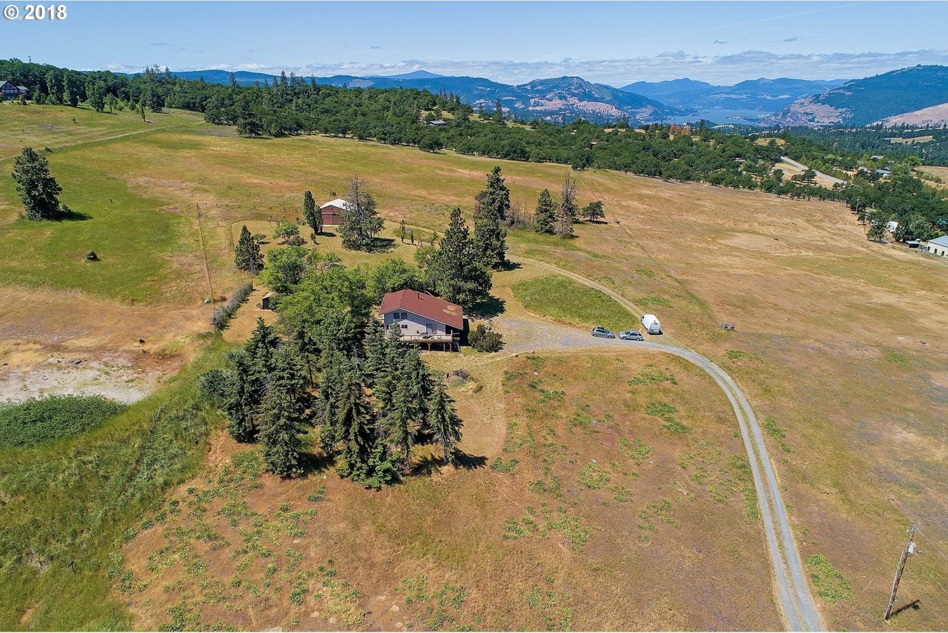 7410 Wagon Road West Mosier, OR 97040 - Photo 4 of 23 Gallery Image 4