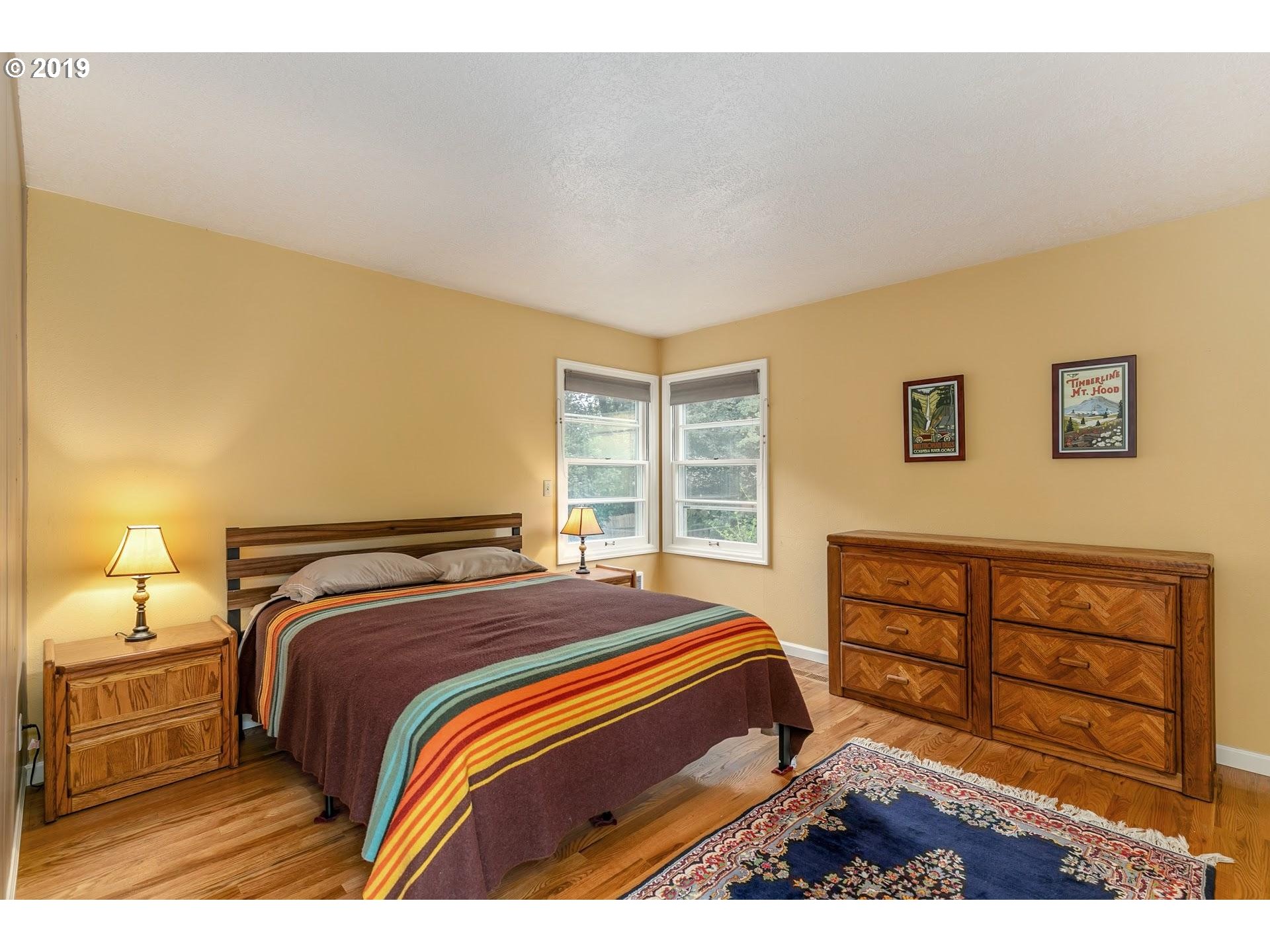8170 Southwest Ridgeway Drive Portland, OR 97225 - Photo 3 of 32 Gallery Image 3