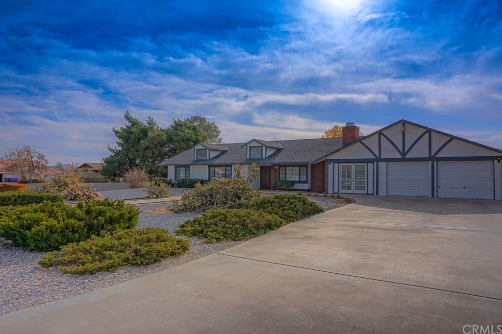 19025 Chole Road Apple Valley, CA 92307 - Photo 1 of 1