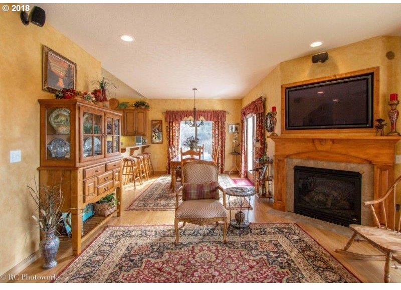 1010 Panorama Point Road White Salmon, WA 98672 - Photo 9 of 26 Gallery Image 9