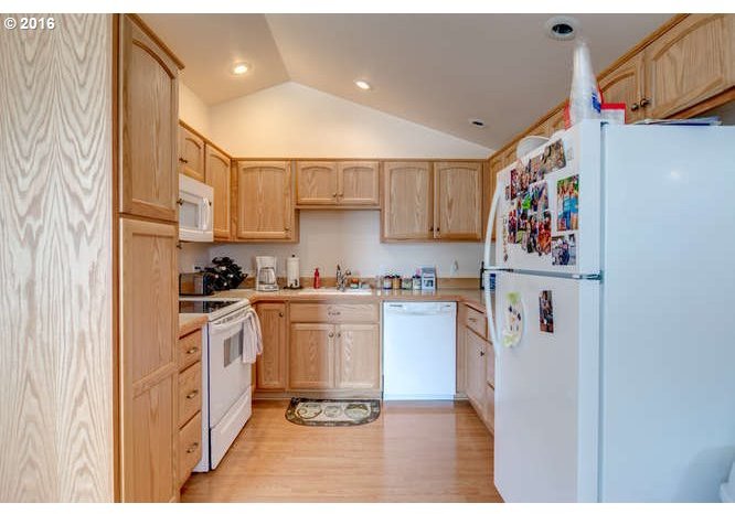 225 Robinson Road Woodland, WA 98674 - Photo 28 of 32 Gallery Image 28