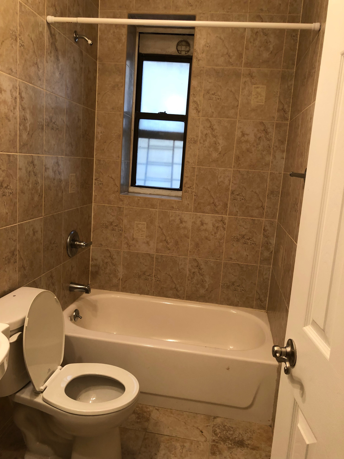 90 Convent Avenue, Unit 31 Manhattan, NY 10027 - Photo 7 of 8