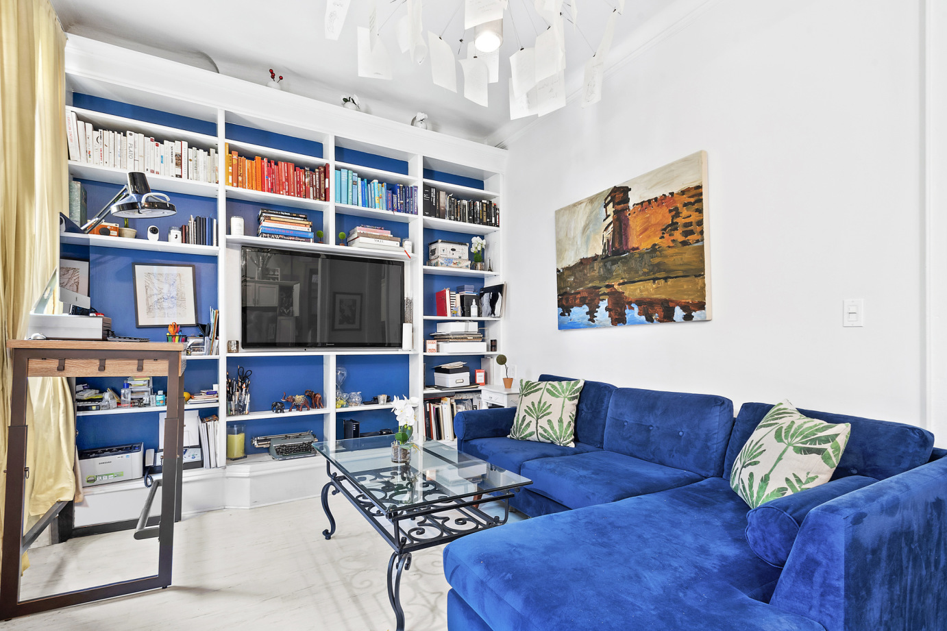 231 West 21st Street, Unit 2D Manhattan, NY 10011 - Photo 2 of 7