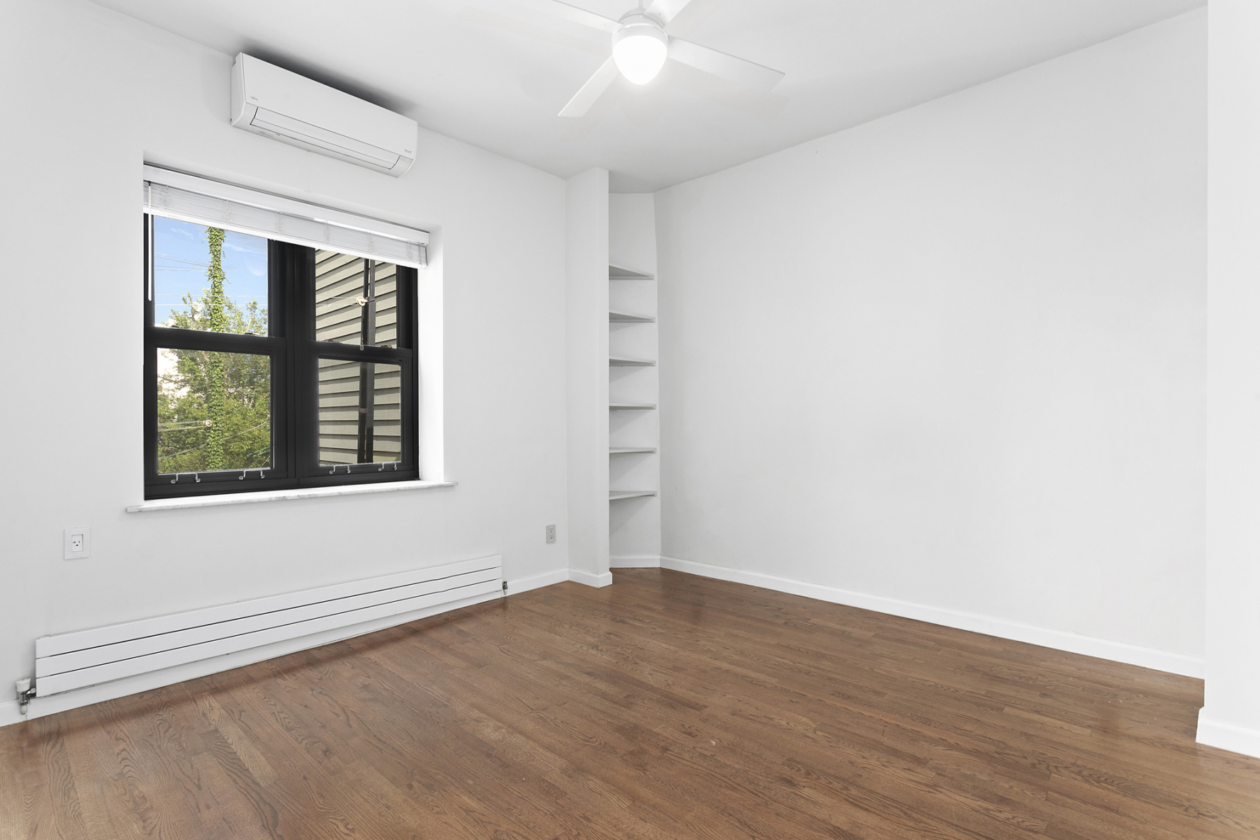 188 Eckford Street, Unit 2 Brooklyn, NY 11222 - Photo 6 of 10