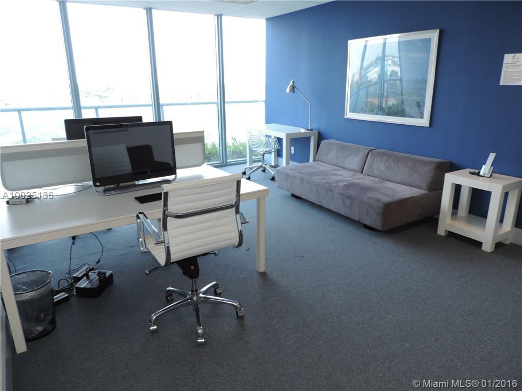 601 Northeast 36th Street, Unit PH3203 Miami, FL 33137 - Photo 28 of 30