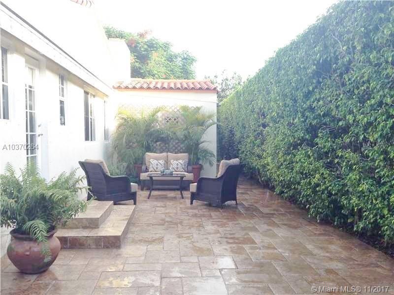 2271 Southwest 22nd Terrace Miami, FL 33145 - Photo 13 of 15