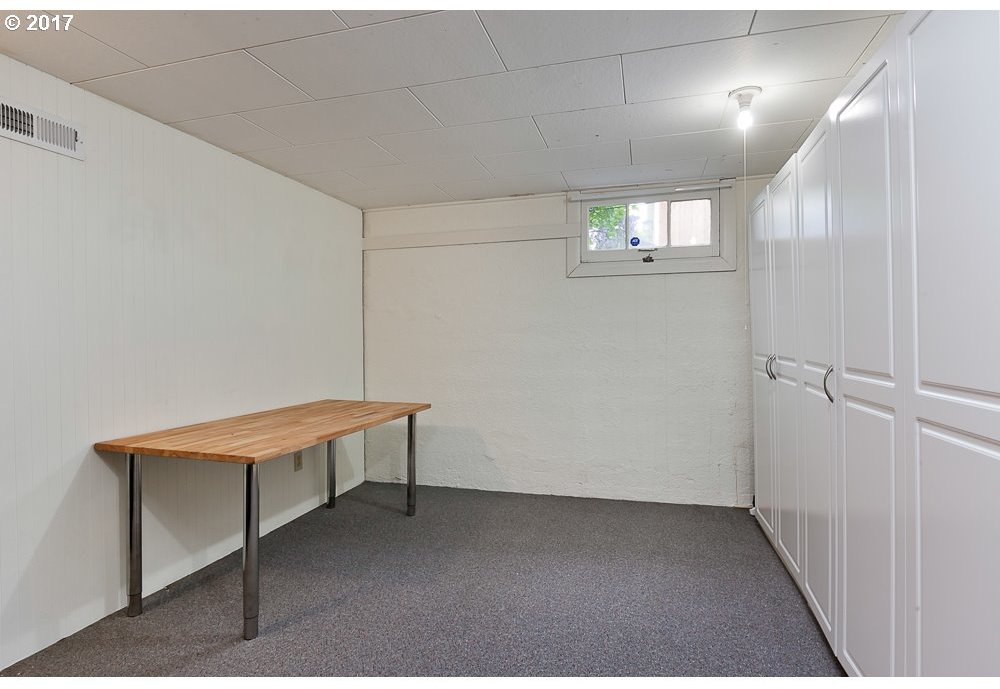 7707 Southeast Reed College Place Portland, OR 97202 - Photo 19 of 32 Gallery Image 19
