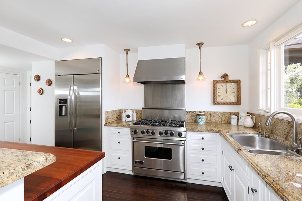 581 Diamond Street Laguna Beach, CA 92651 - Photo 8 of 51